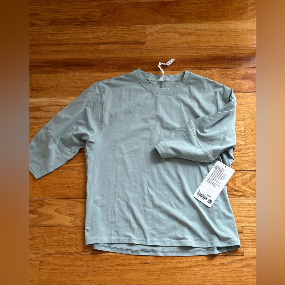 LULULEMON NWT relaxed 3/4 sleeve crew